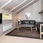 4 Star Holiday Home In Blavand 別荘